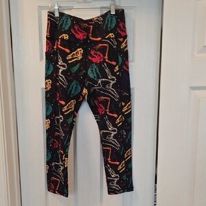 Constantly Varied Gear Black capri Leggings Dinosaur Print sz small